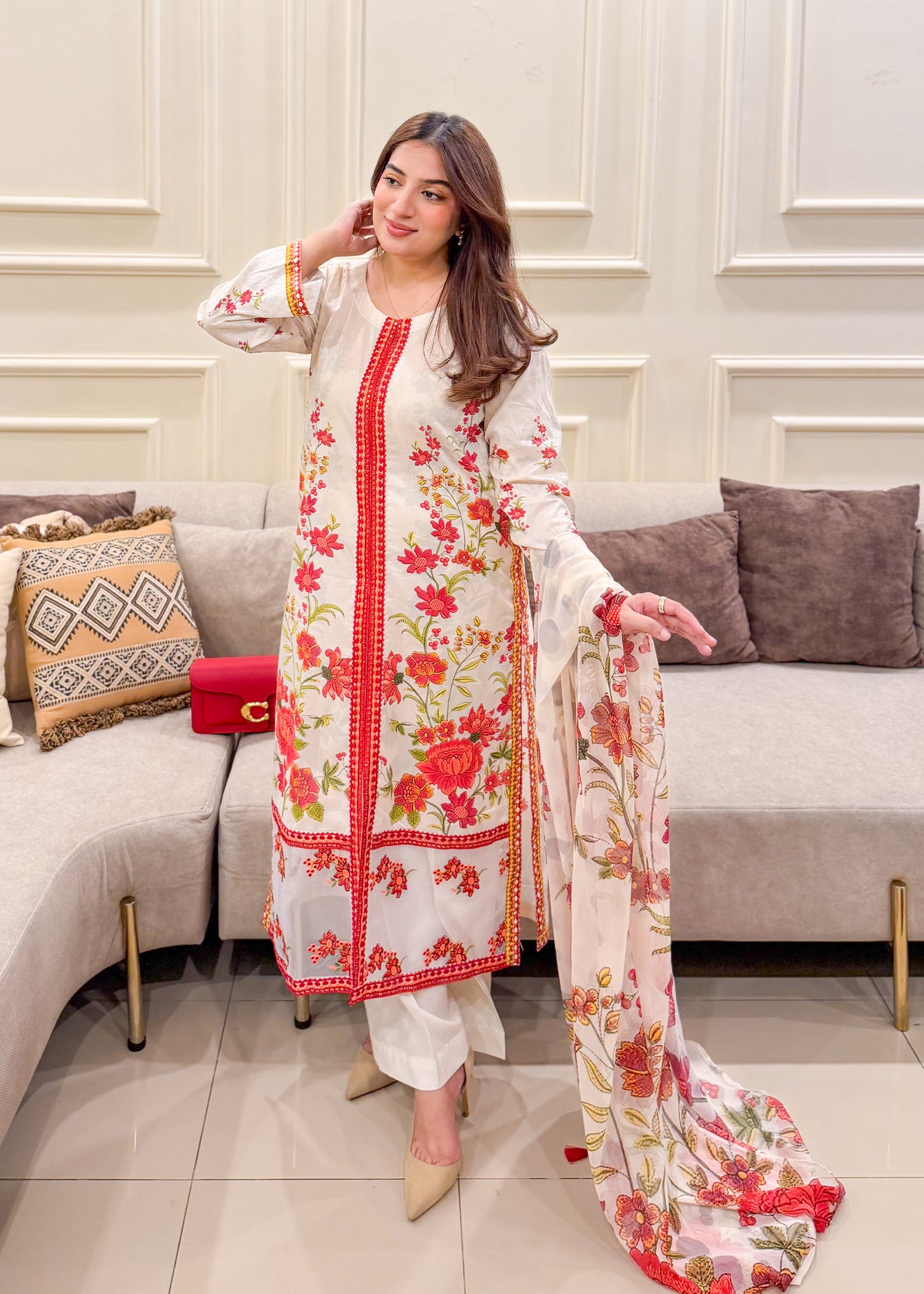 Aimen Hussain - Gul-e-Jaan