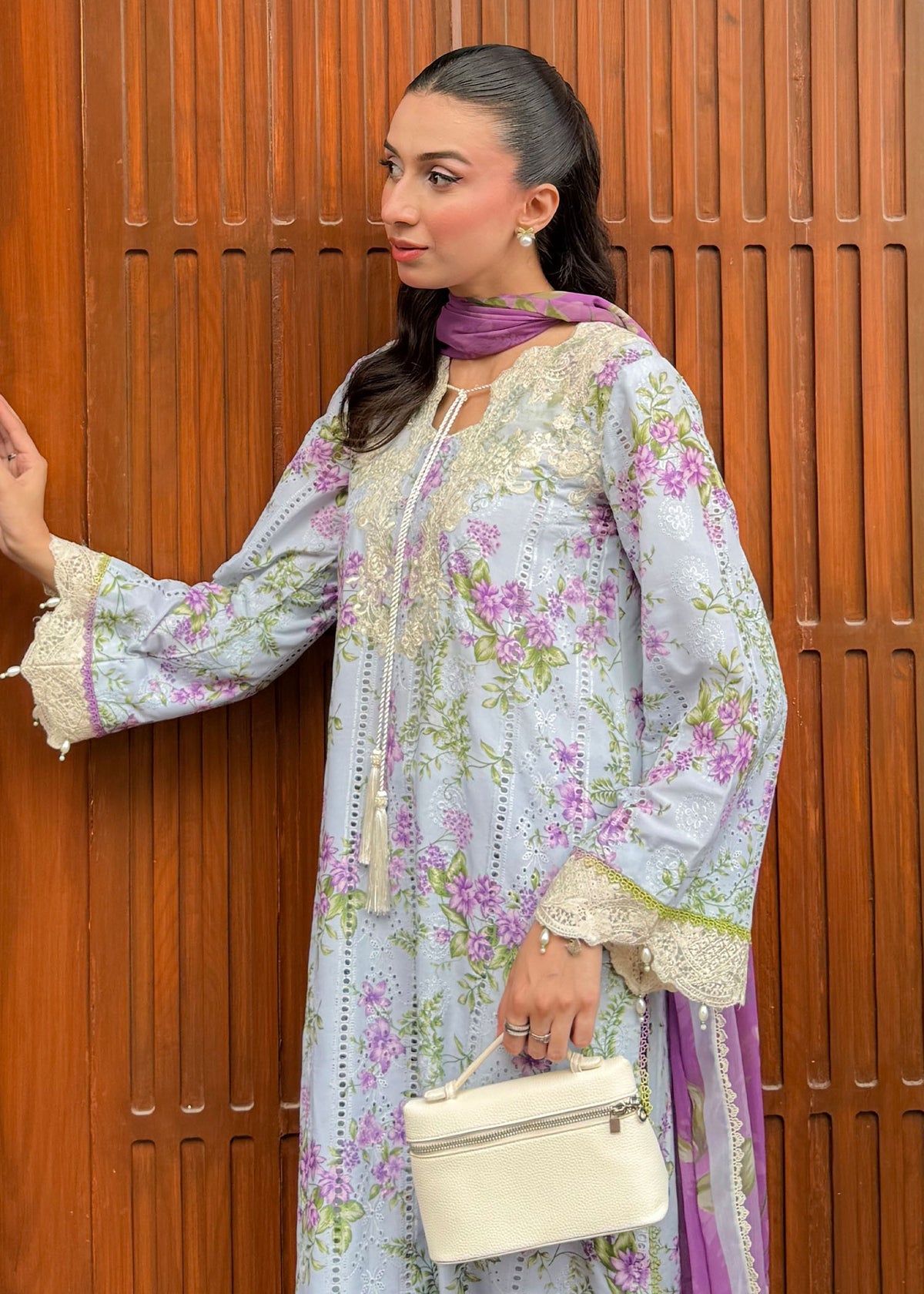 Nooreey Khan - Client Diary