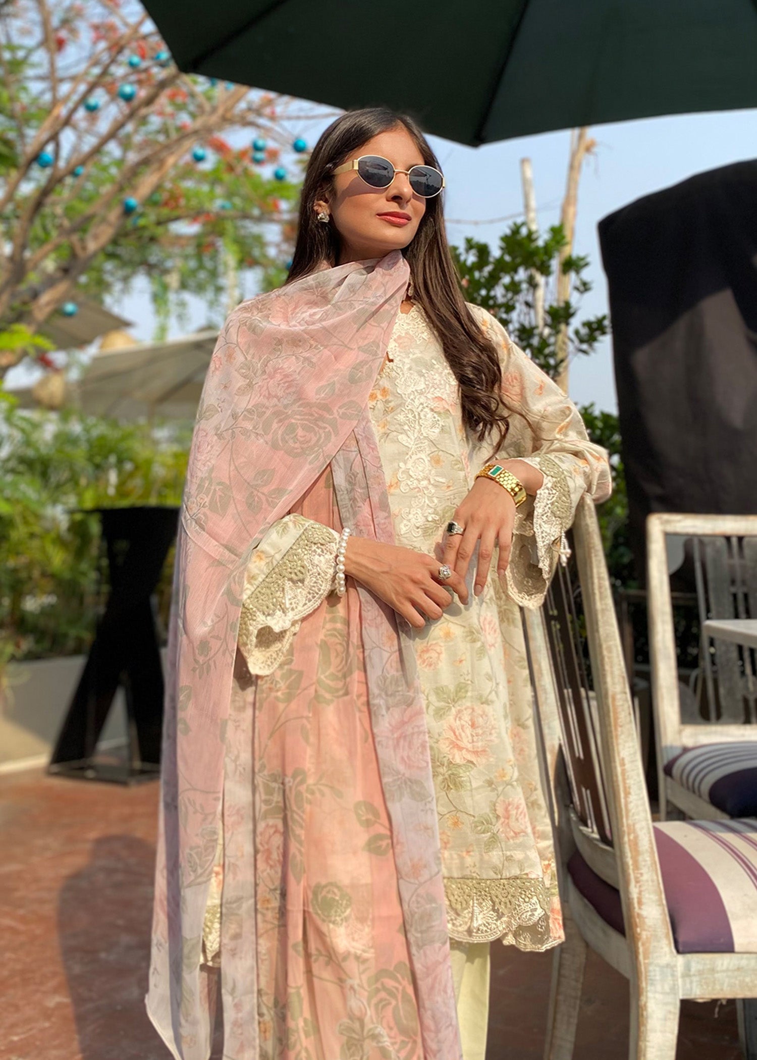 Kanwal (Short Shirt) - Client Diary